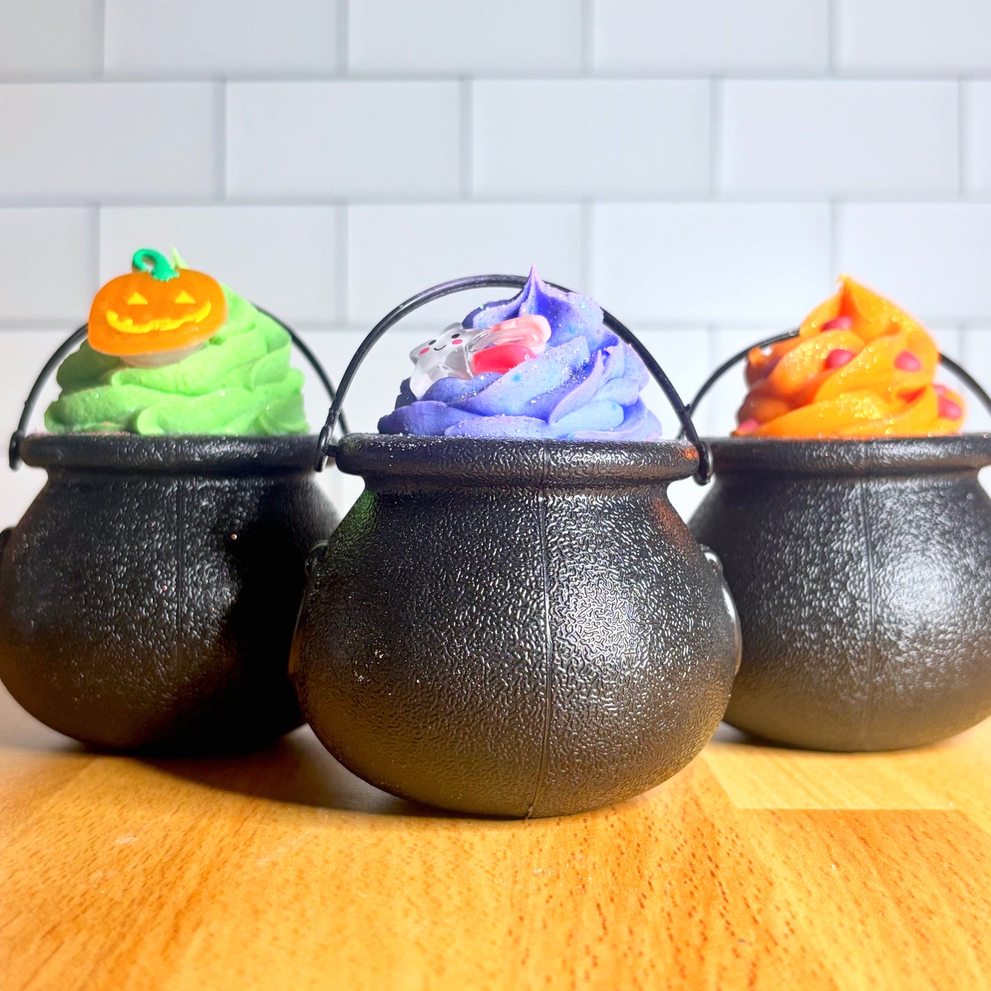 bubble bomb cauldrons - sanderson sisters' collection