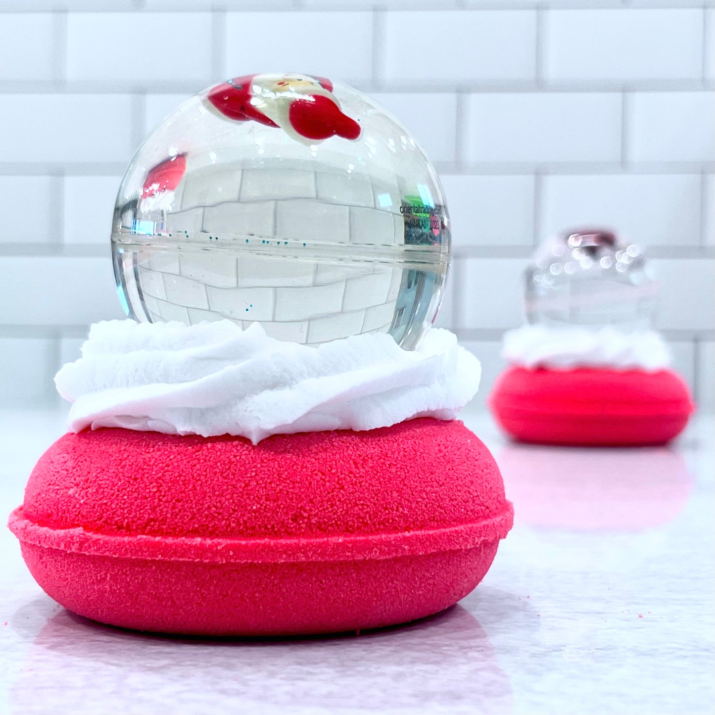 snow globe bath bomb