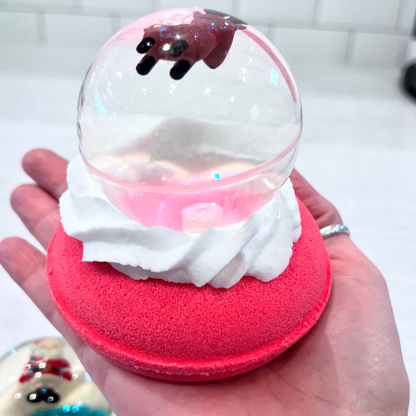 snow globe bath bomb