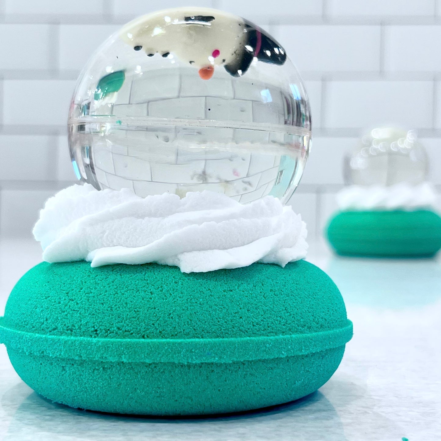 snow globe bath bomb