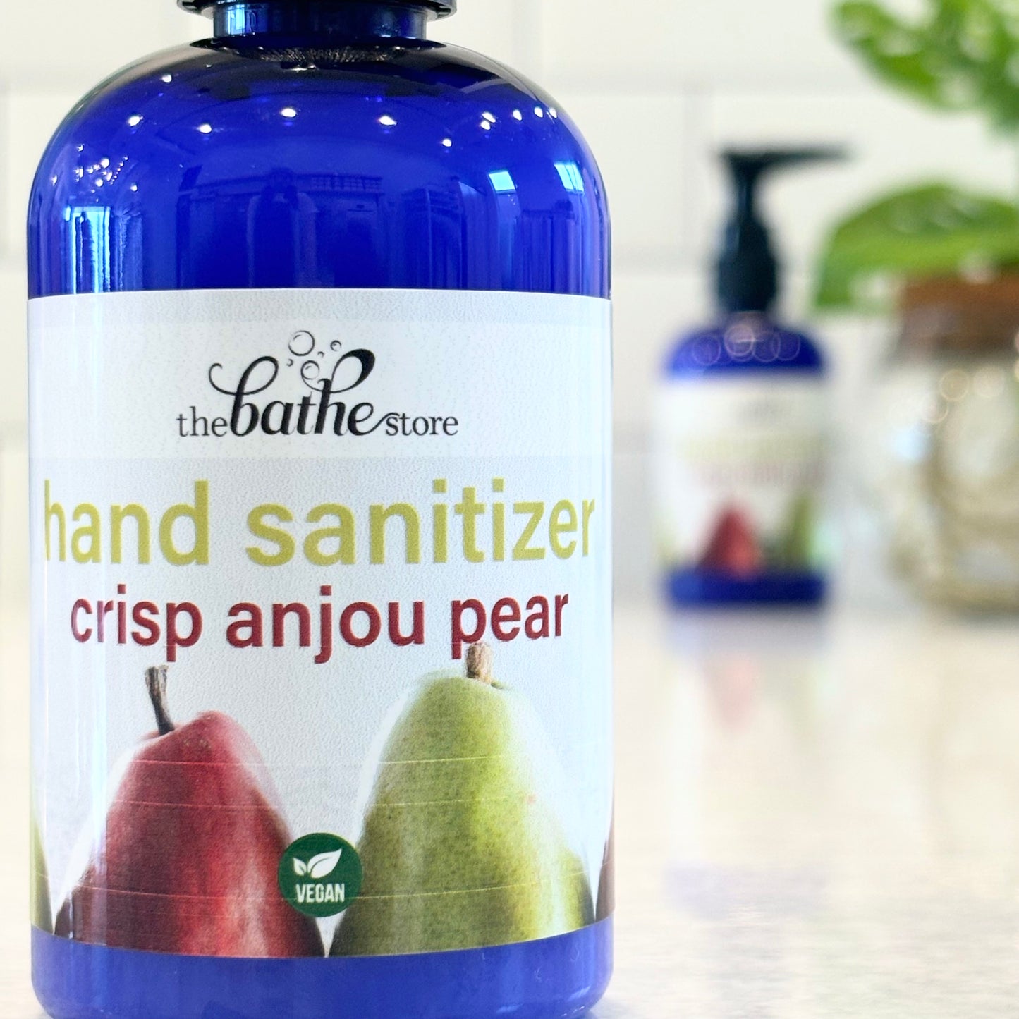 crisp anjou pear hand sanitizer