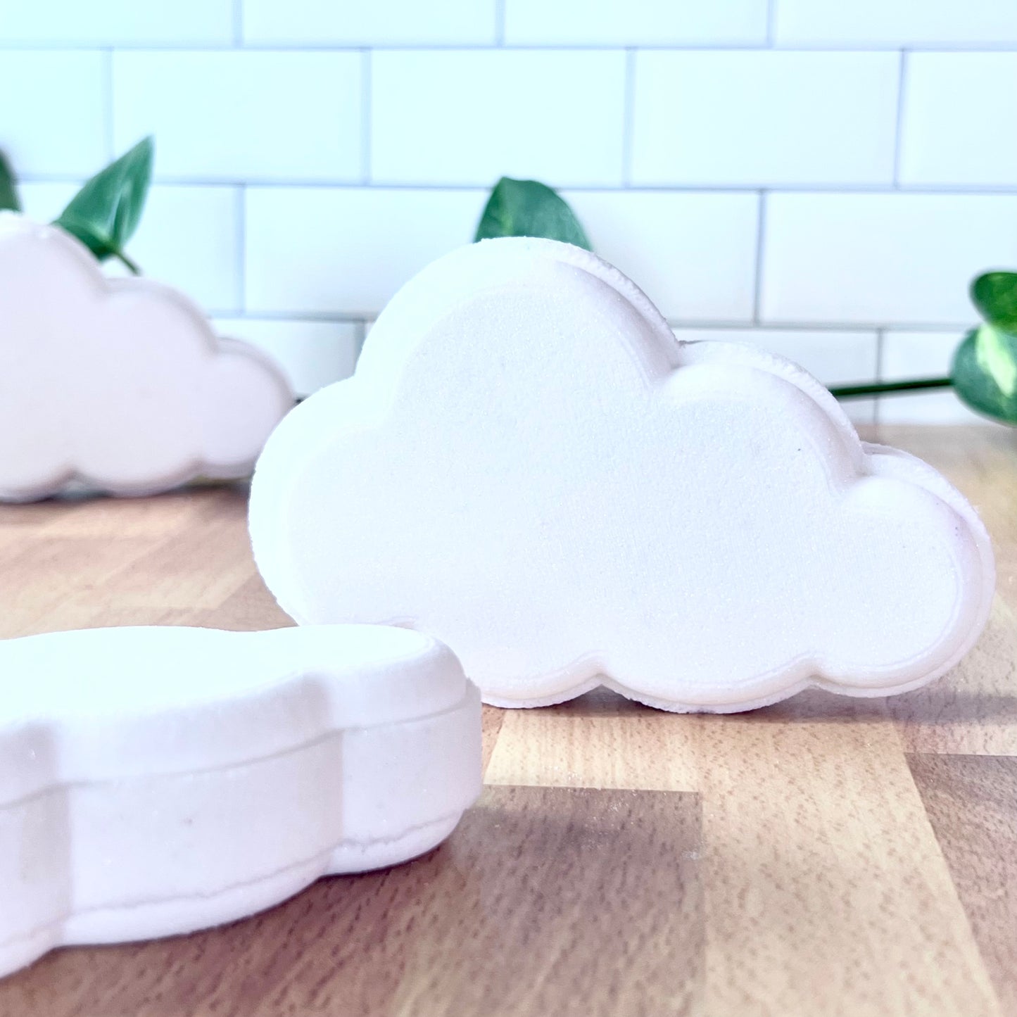 cloud bath bomb hidden colors