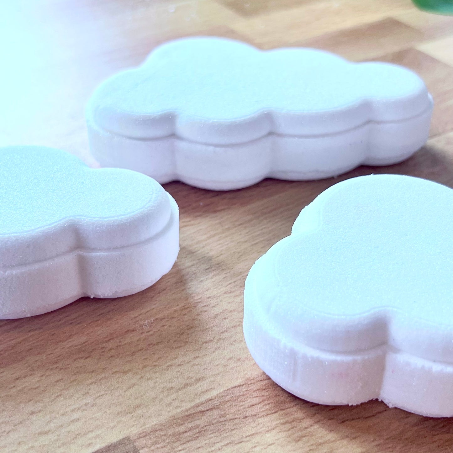 cloud bath bomb hidden colors