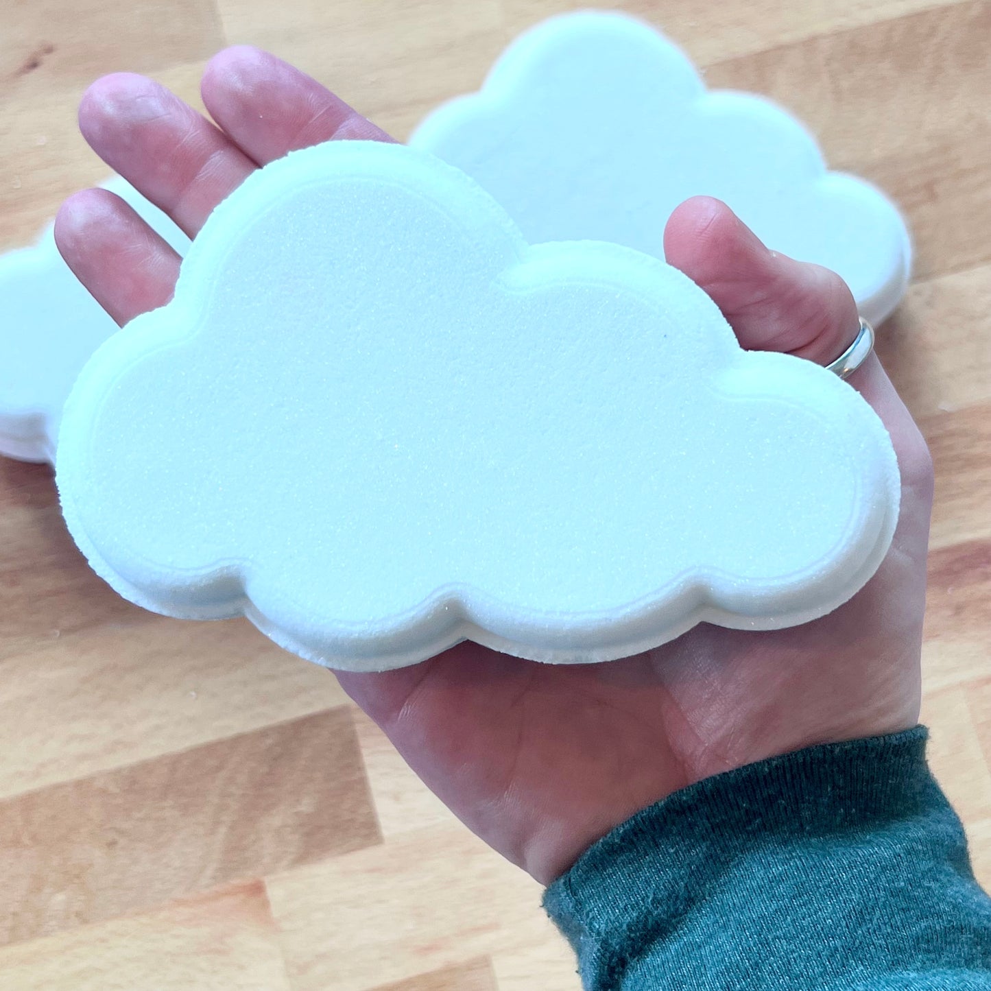 cloud bath bomb