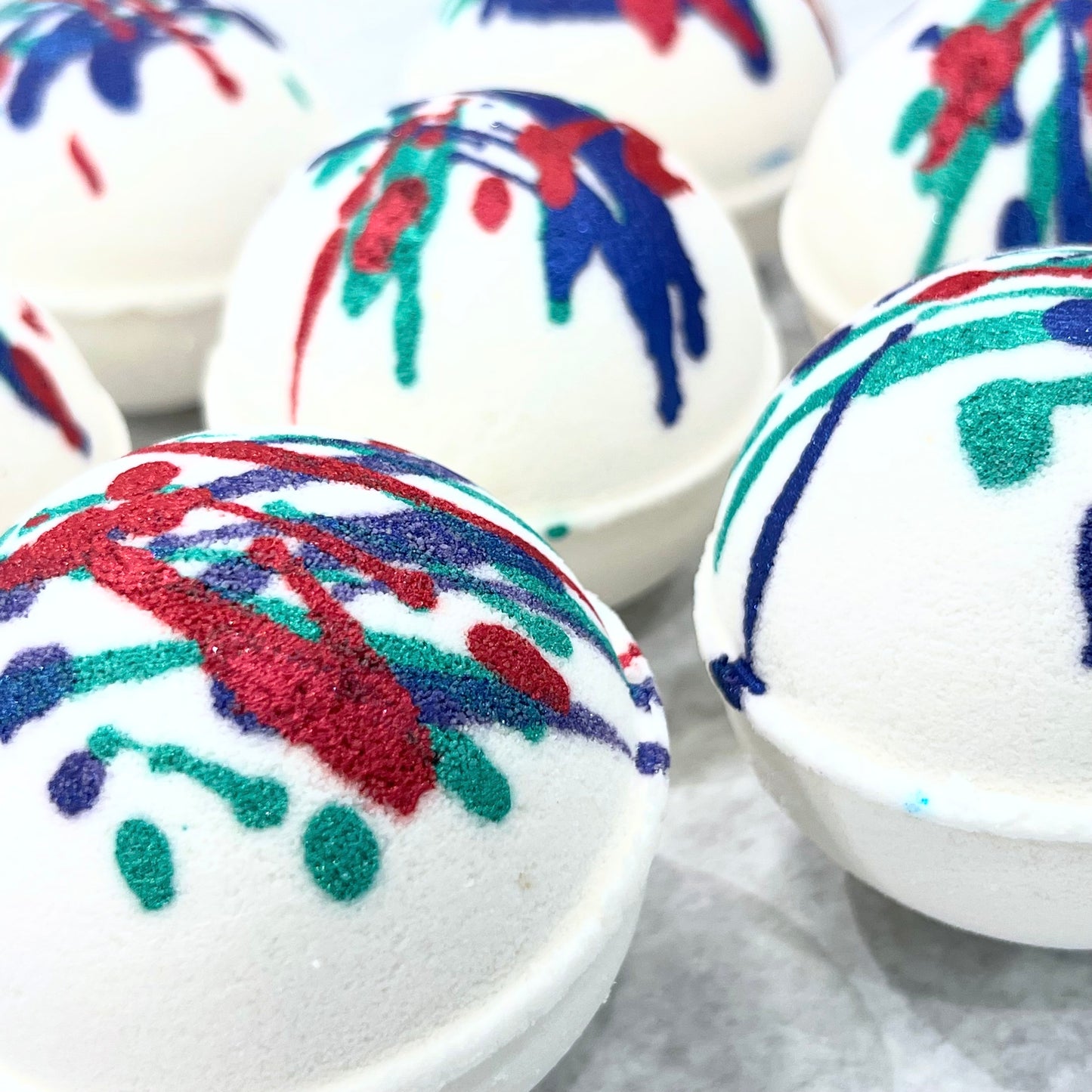 hide 'n seek bath bomb