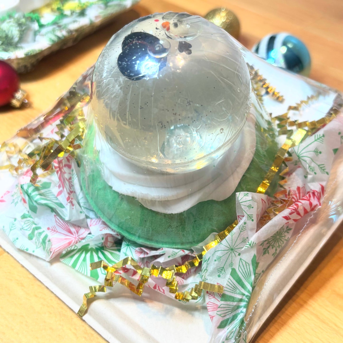 snow globe bath bomb