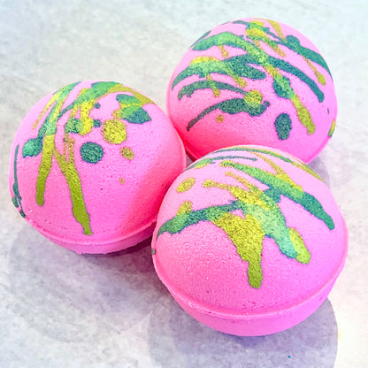 pink ladies bath bomb