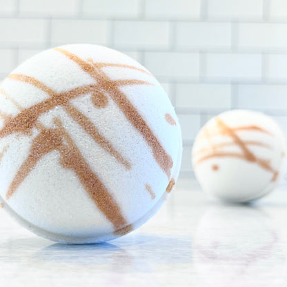 oh, honey! bath bomb