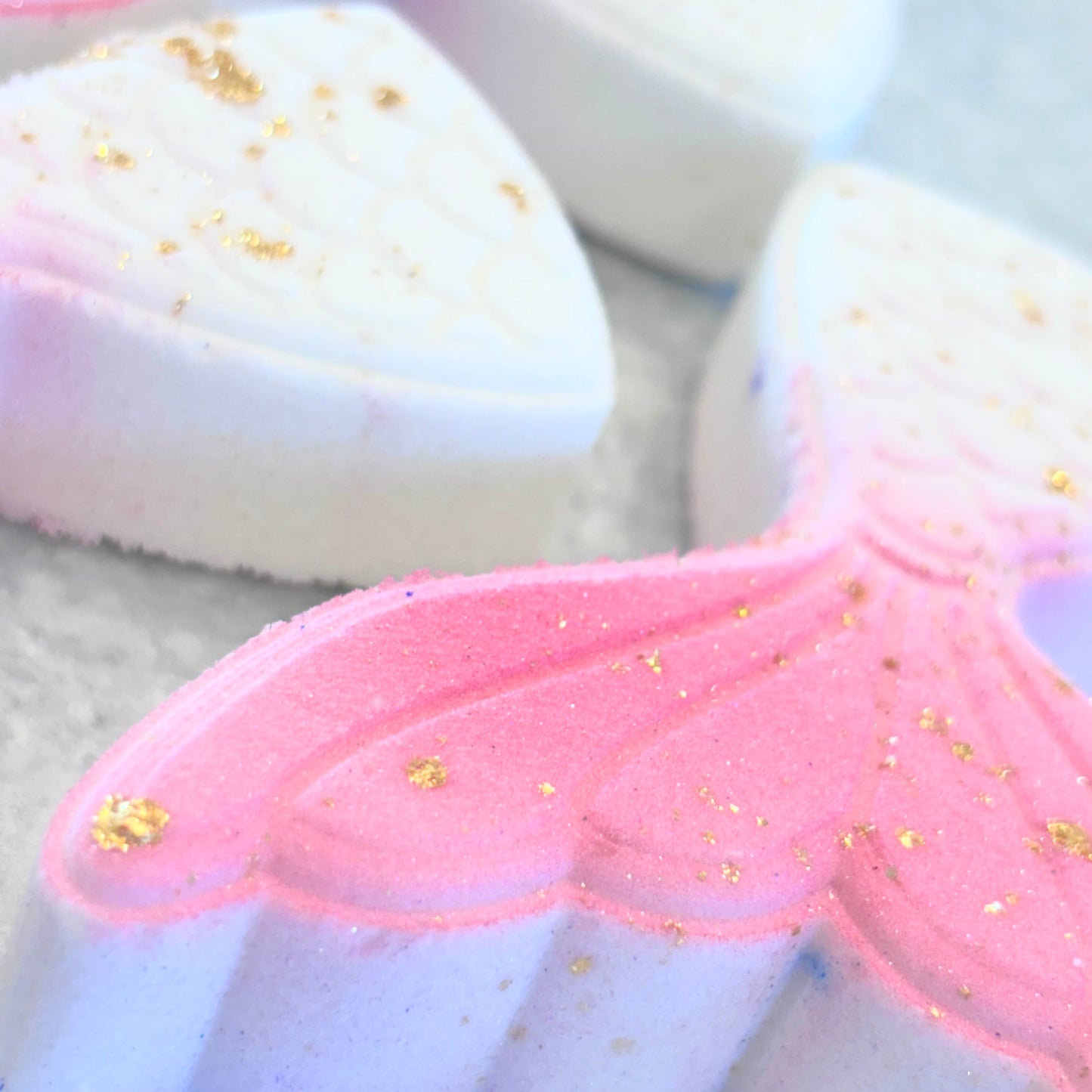 mermaid tail bath bomb