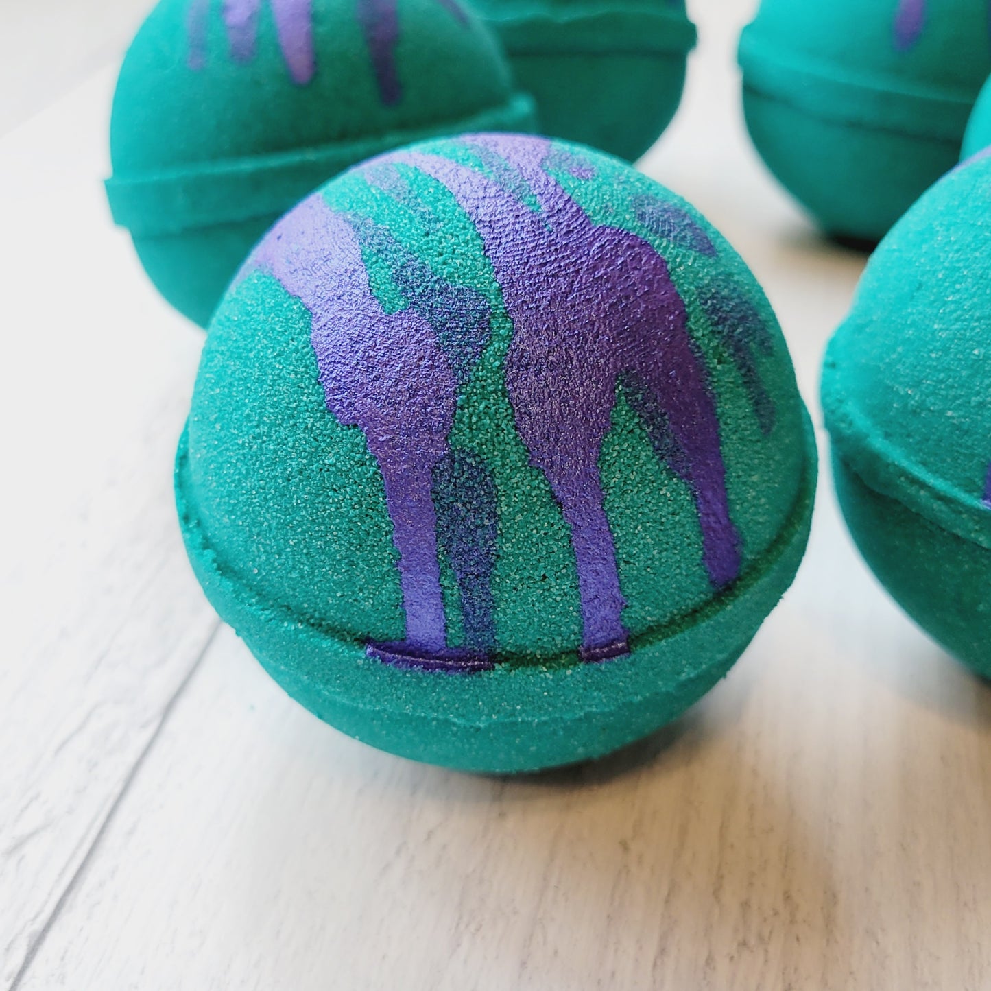 teal and purple bath bomb mermaid colors